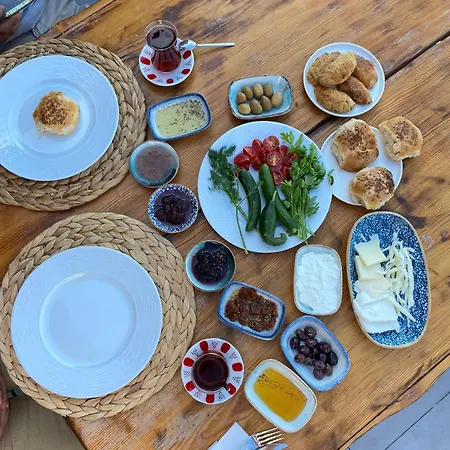 Hotel Assos Ada