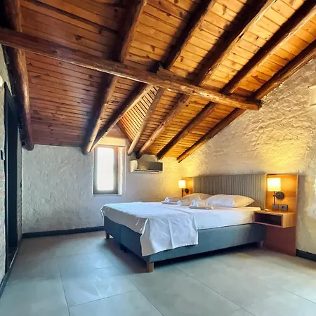 Assos Ada Ayvacik (Canakkale)